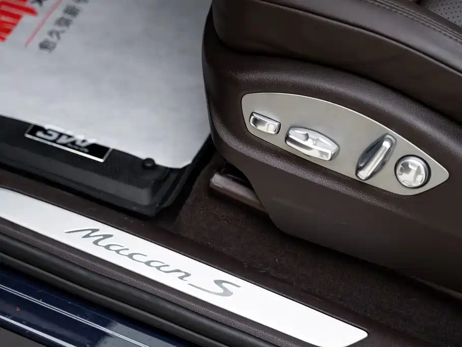 Porsche Macan — миниатюра 20