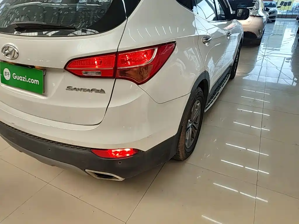 Hyundai Santa Fe — миниатюра 8
