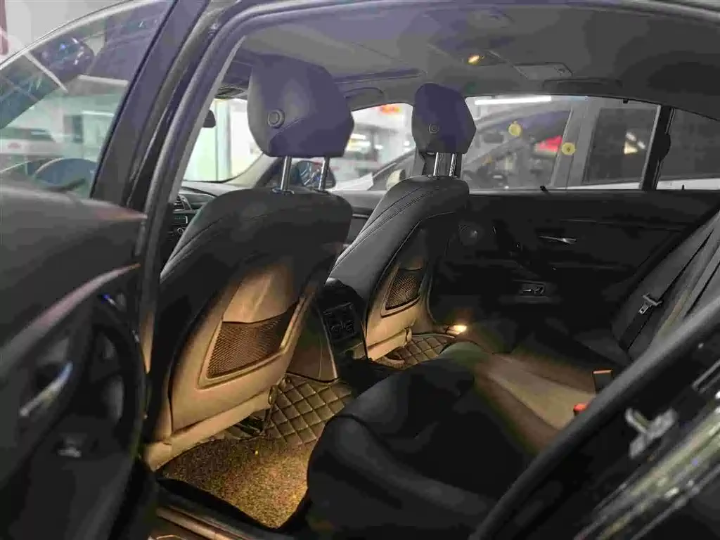BMW 3 Series — миниатюра 6