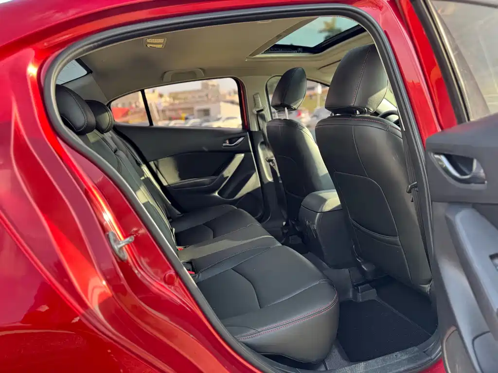 Mazda 3 Axela — миниатюра 15