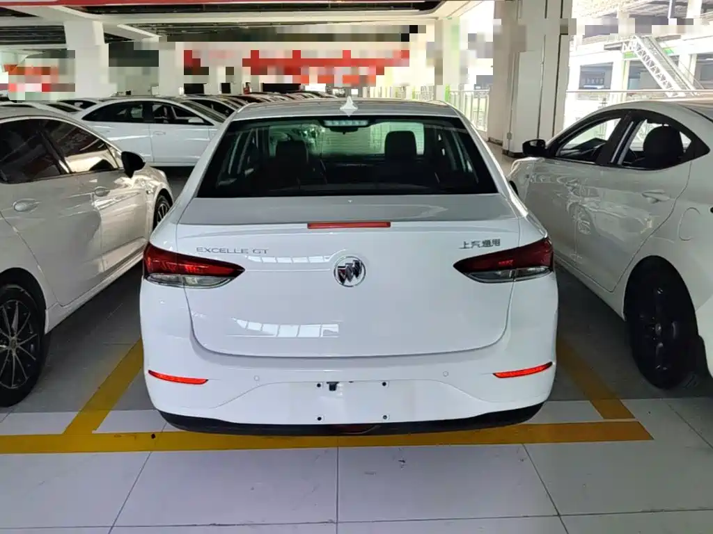 Buick Excelle — миниатюра 6