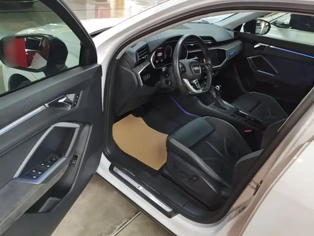 Audi Q3 Sportback — миниатюра 16