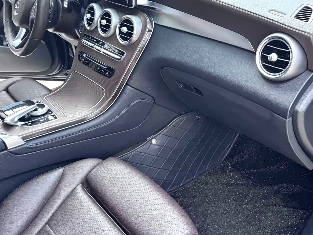 Mercedes-Benz GLC — миниатюра 9