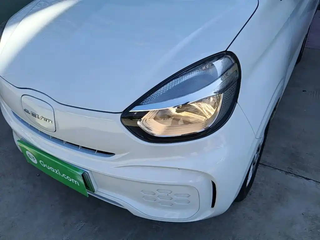 Roewe Clever — миниатюра 24