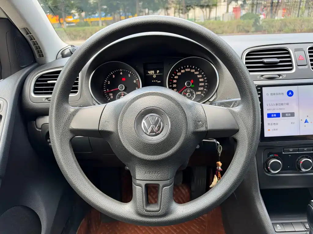 Volkswagen Golf — миниатюра 8