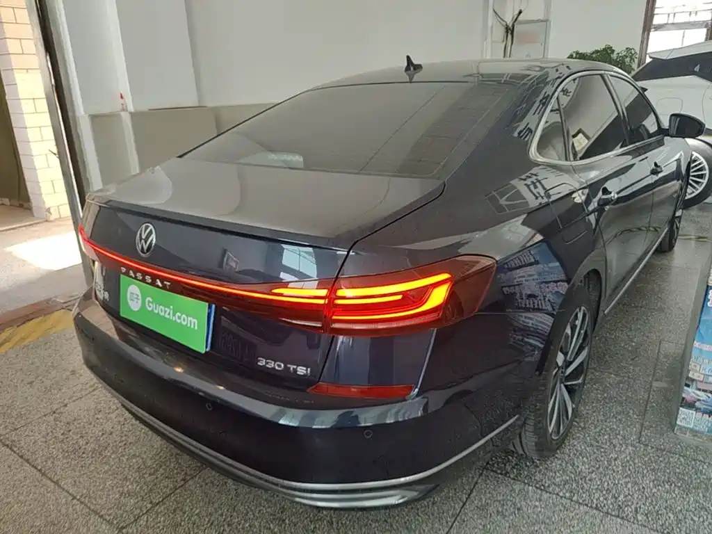 Volkswagen Passat — миниатюра 7
