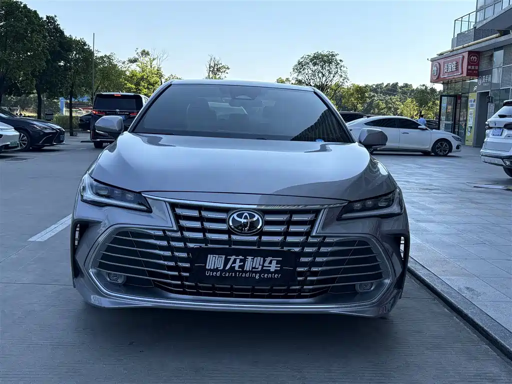 Toyota Avalon — миниатюра 2