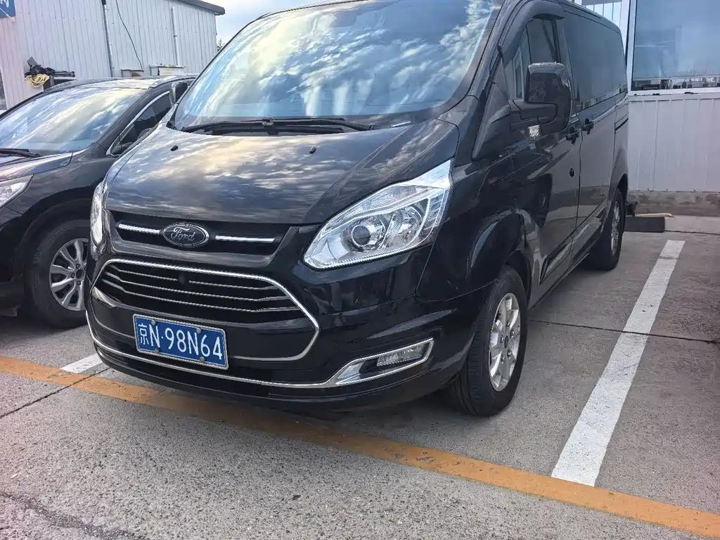Ford Tourneo