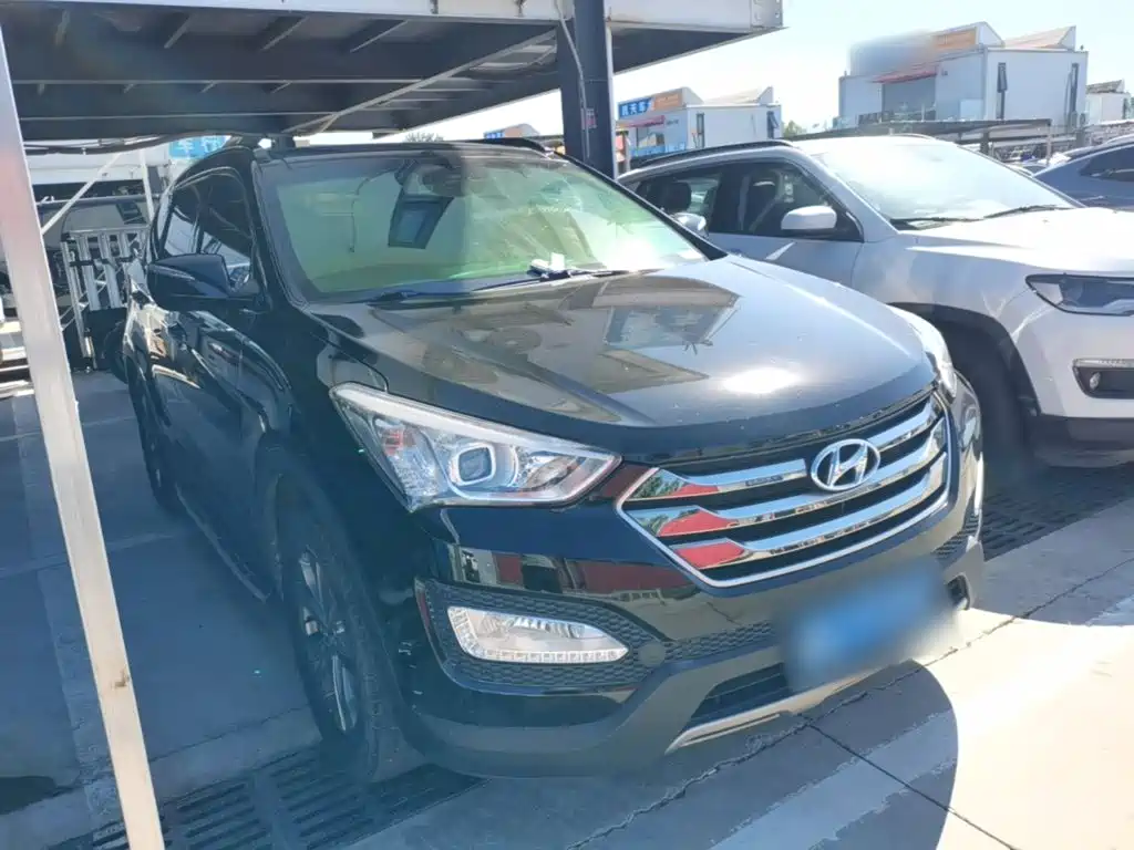 Hyundai Santa Fe — миниатюра 4