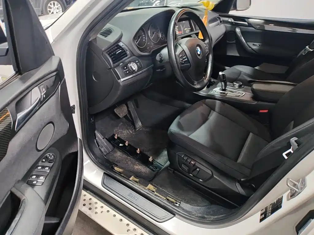BMW X3 (Import) — миниатюра 12