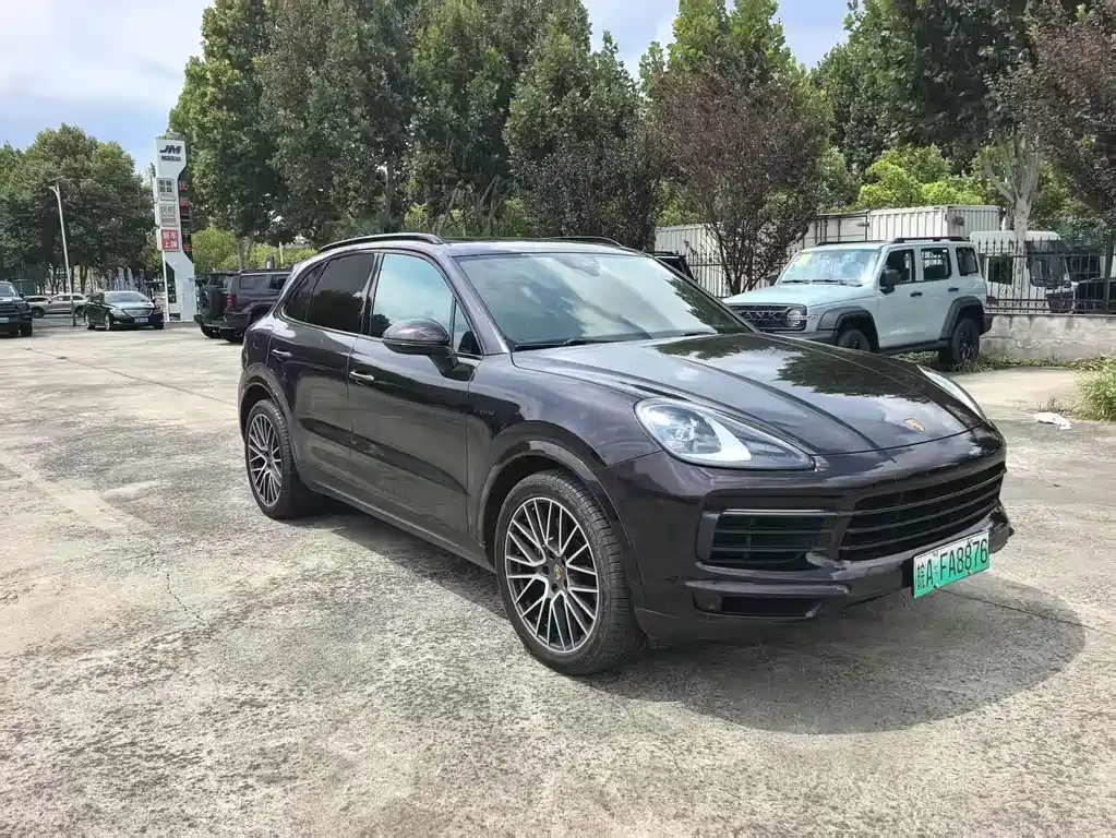 Porsche Cayenne Hybrid — миниатюра 3