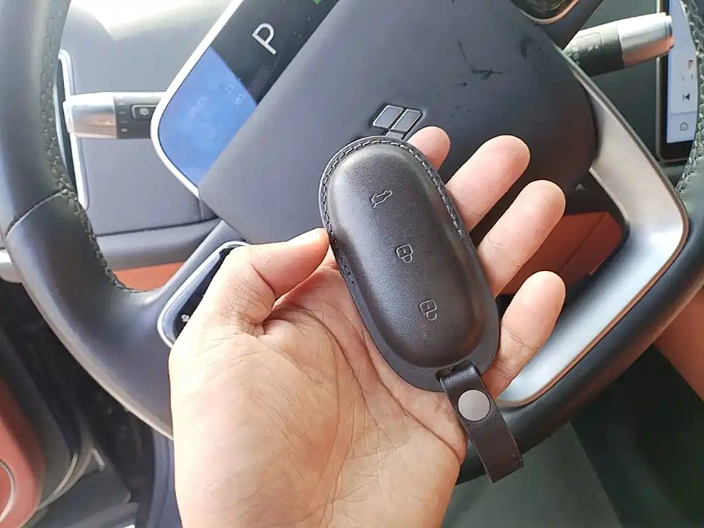 Li Auto Li L9 — миниатюра 9