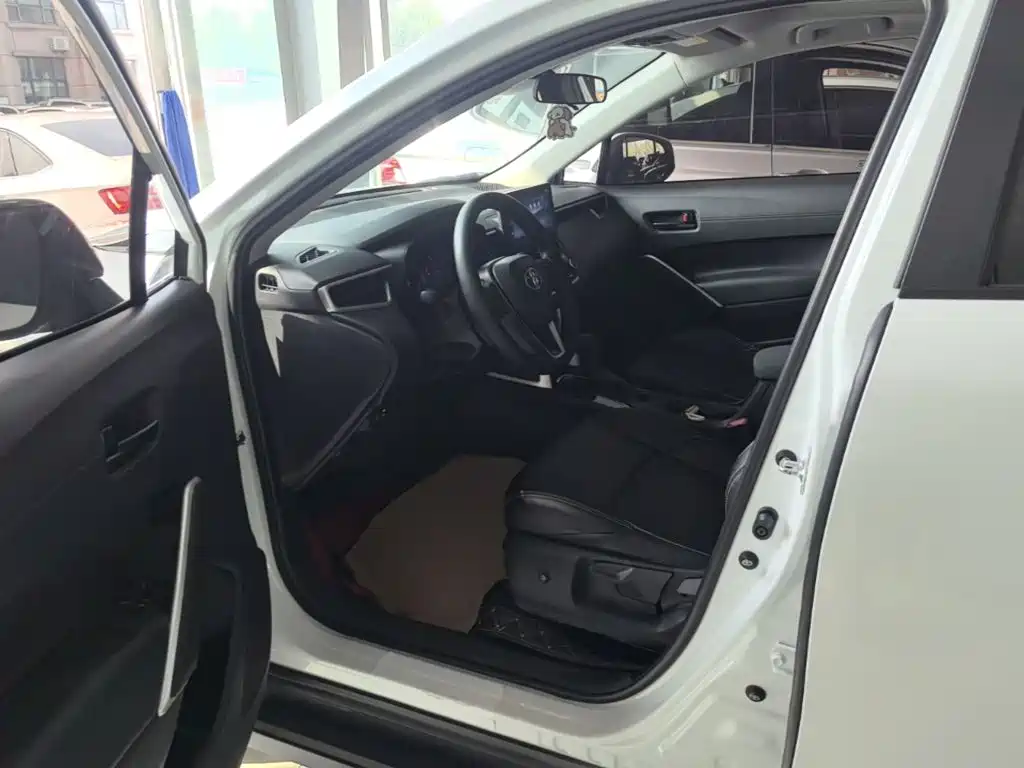 Toyota Frontlander — миниатюра 16