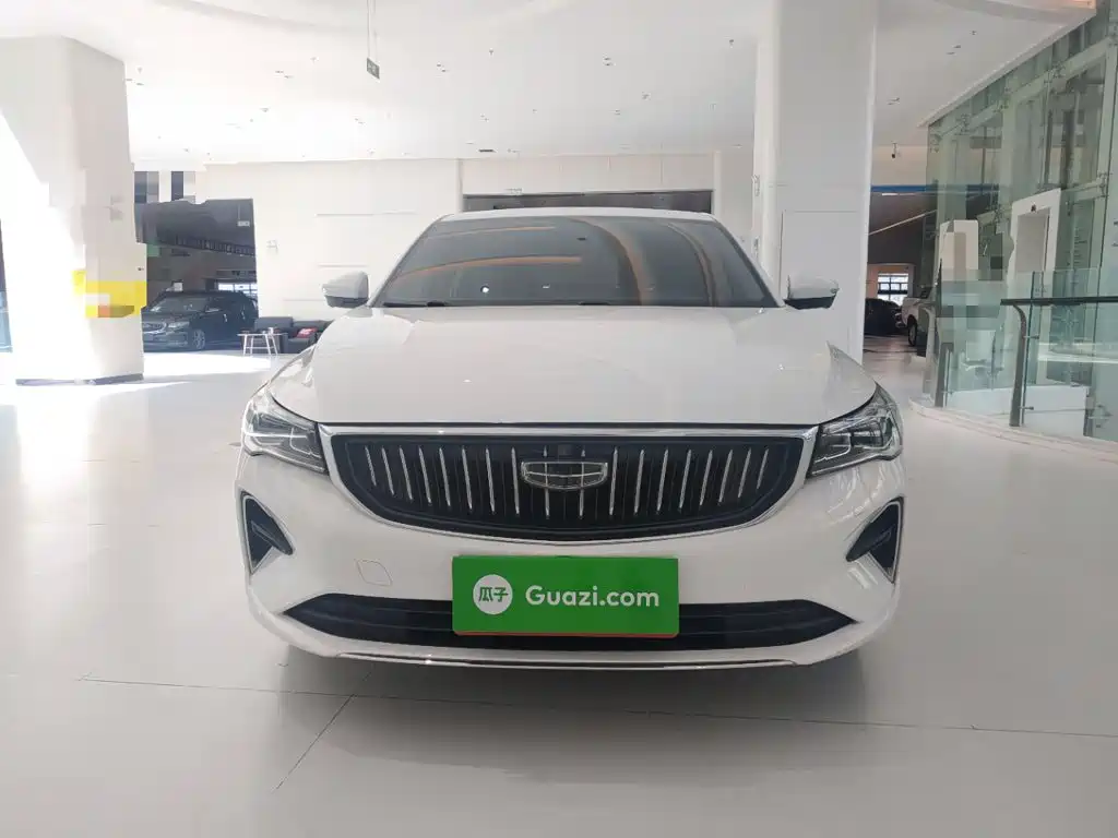 Geely Emgrand — миниатюра 3