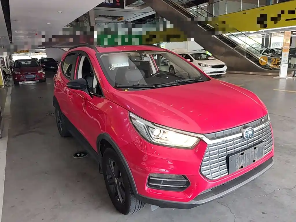 BYD Yuan EV — миниатюра 4