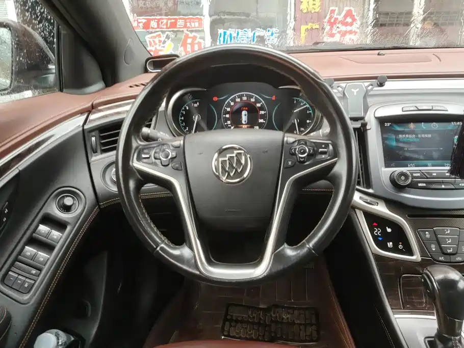 Buick LaCrosse — миниатюра 15