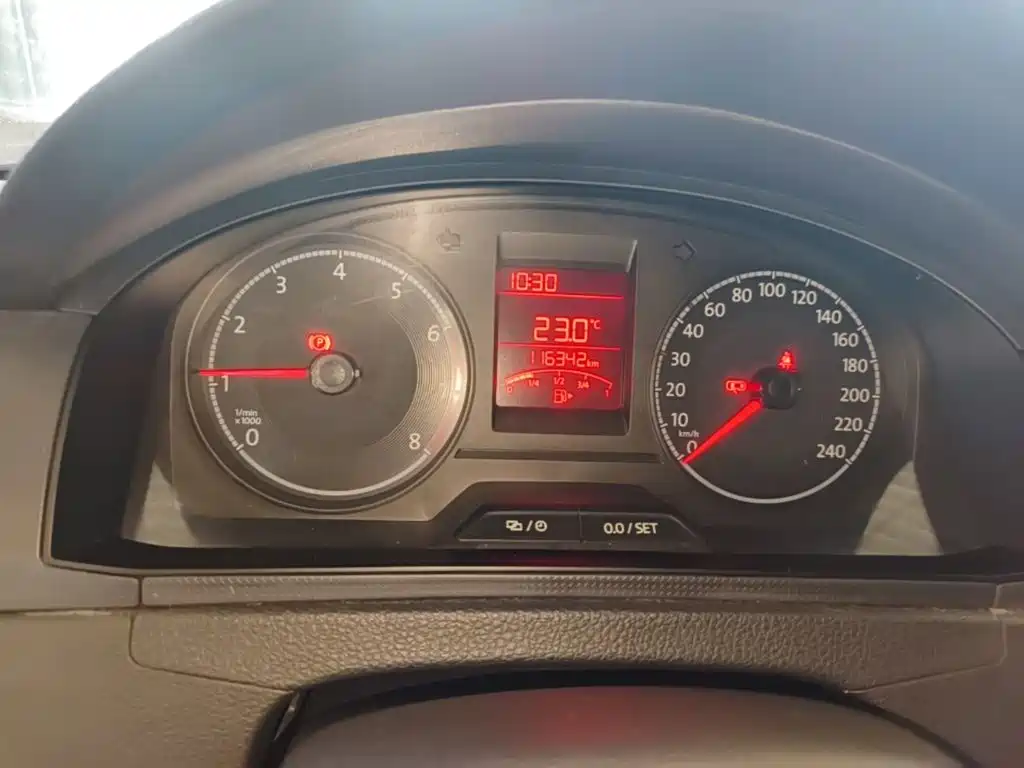 Volkswagen Santana — миниатюра 12