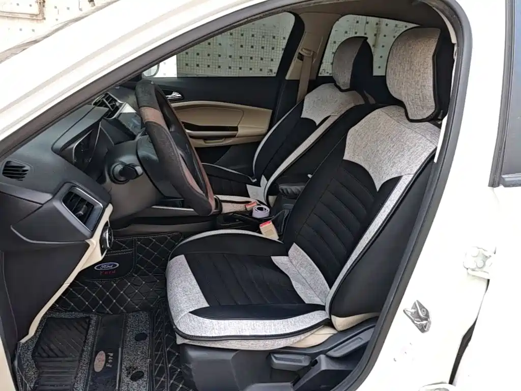 Ford Escort — миниатюра 15