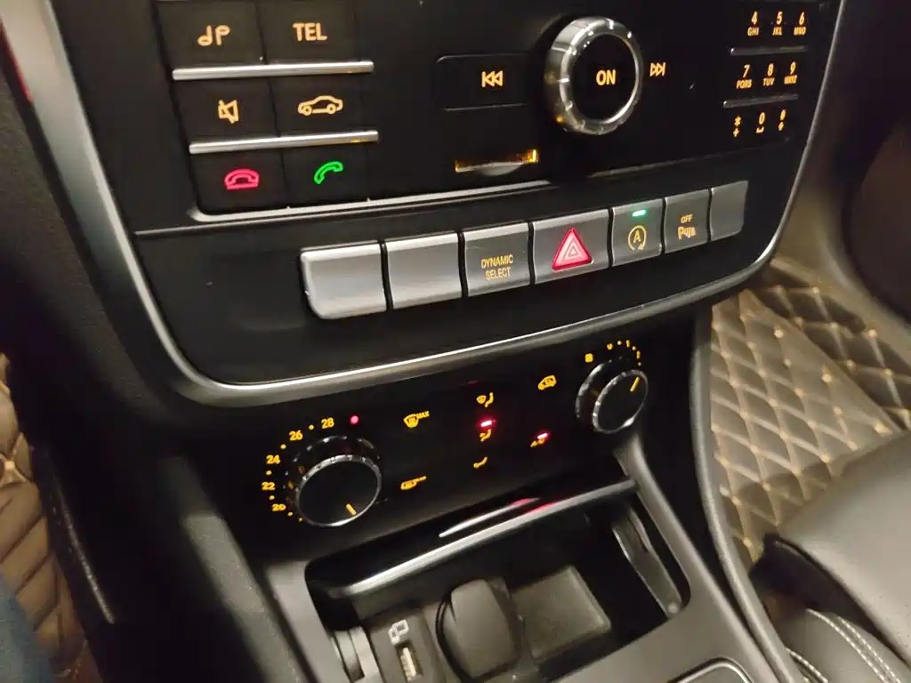 Mercedes-Benz GLA — миниатюра 9