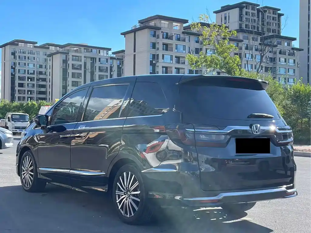 Honda Elysion — миниатюра 7