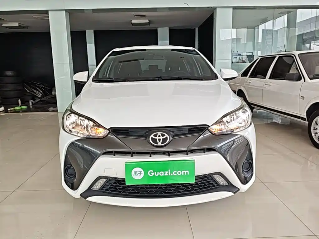 Toyota Yaris L — миниатюра 3