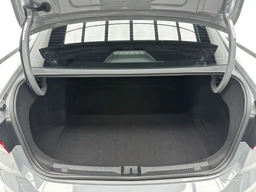 Volkswagen Lavida — миниатюра 15