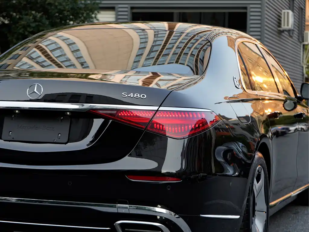 Mercedes-Benz S-Class — миниатюра 7