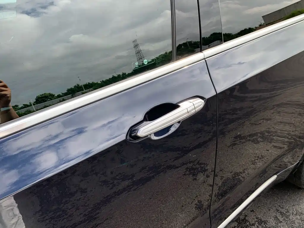 Cadillac XT6 — миниатюра 11