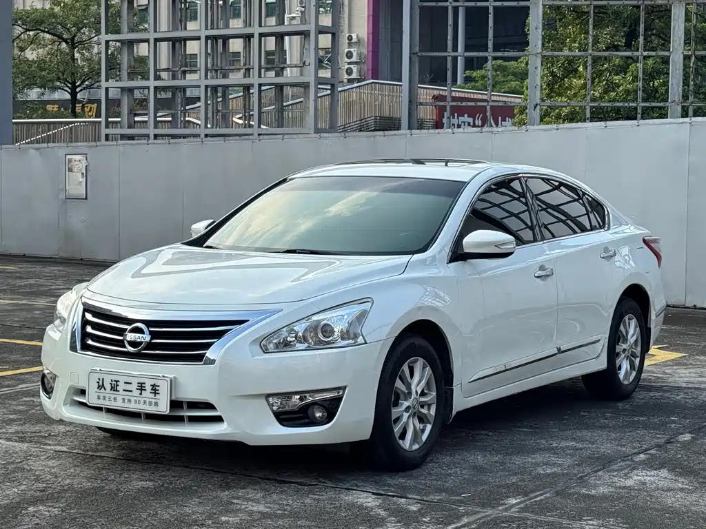 Nissan Teana