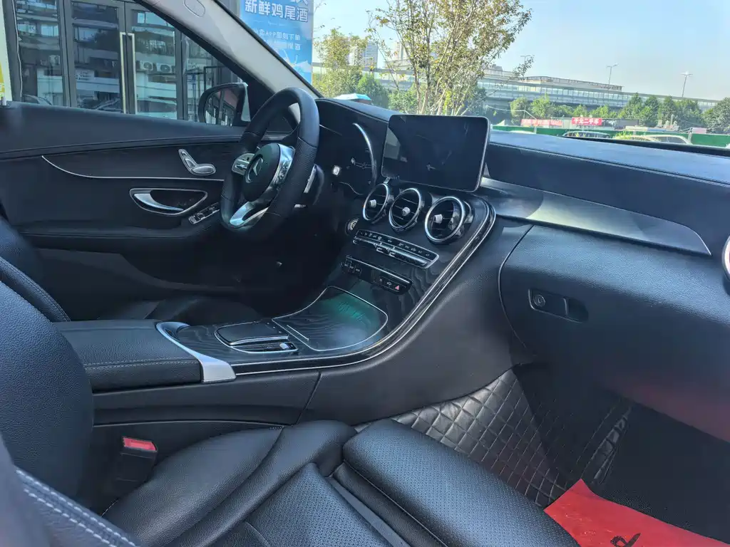 Mercedes-Benz C-Class — миниатюра 5