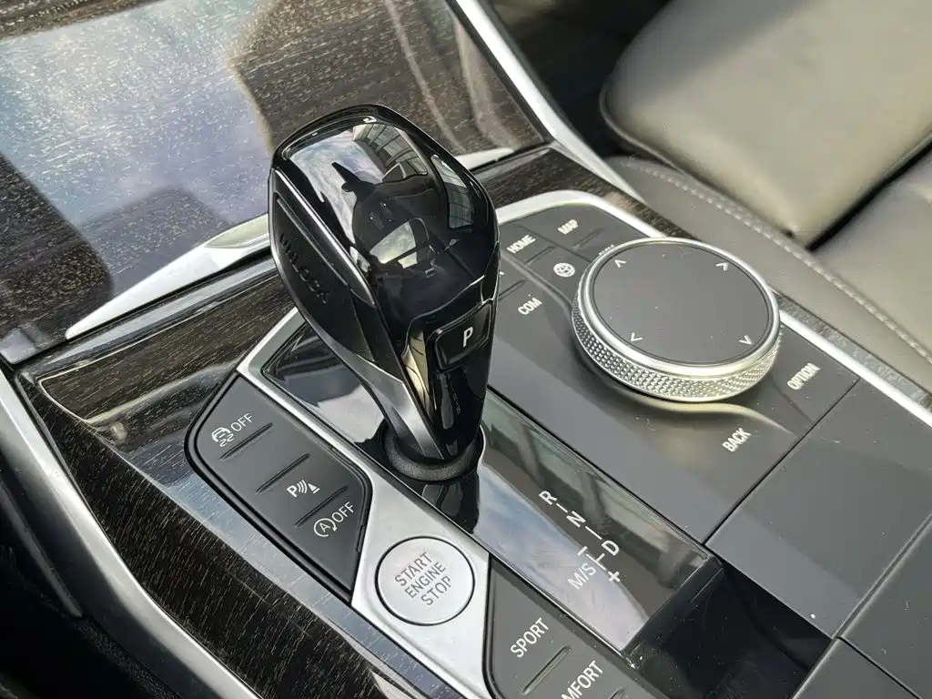 BMW 3 Series — миниатюра 18