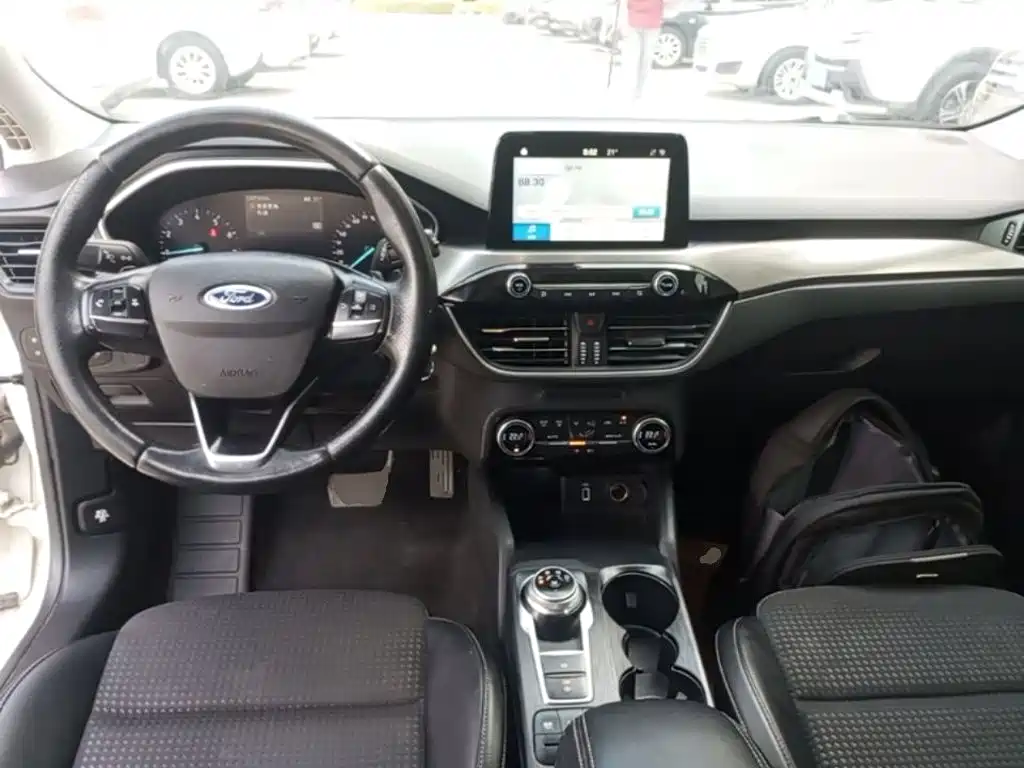 Ford Focus — миниатюра 10