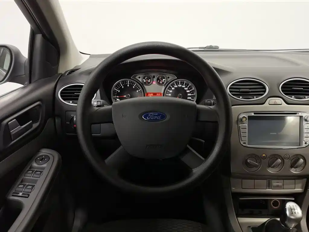 Ford Focus — миниатюра 11