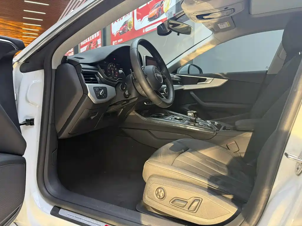 Audi A5 (Import) — миниатюра 4