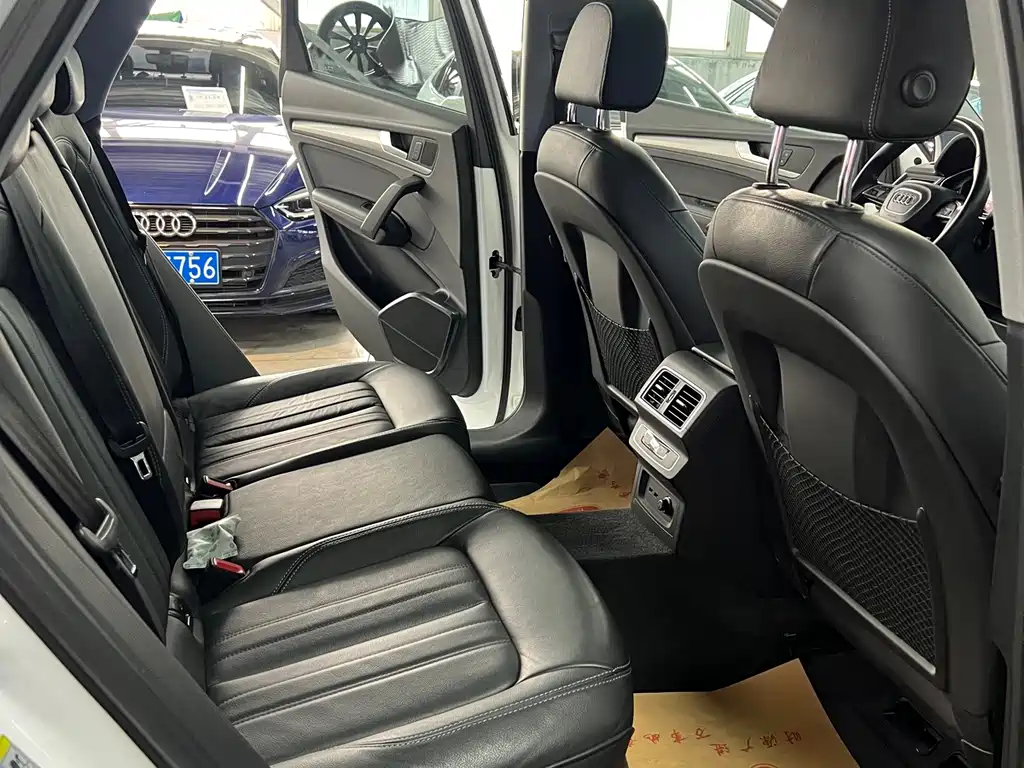 Audi Q5L — миниатюра 12