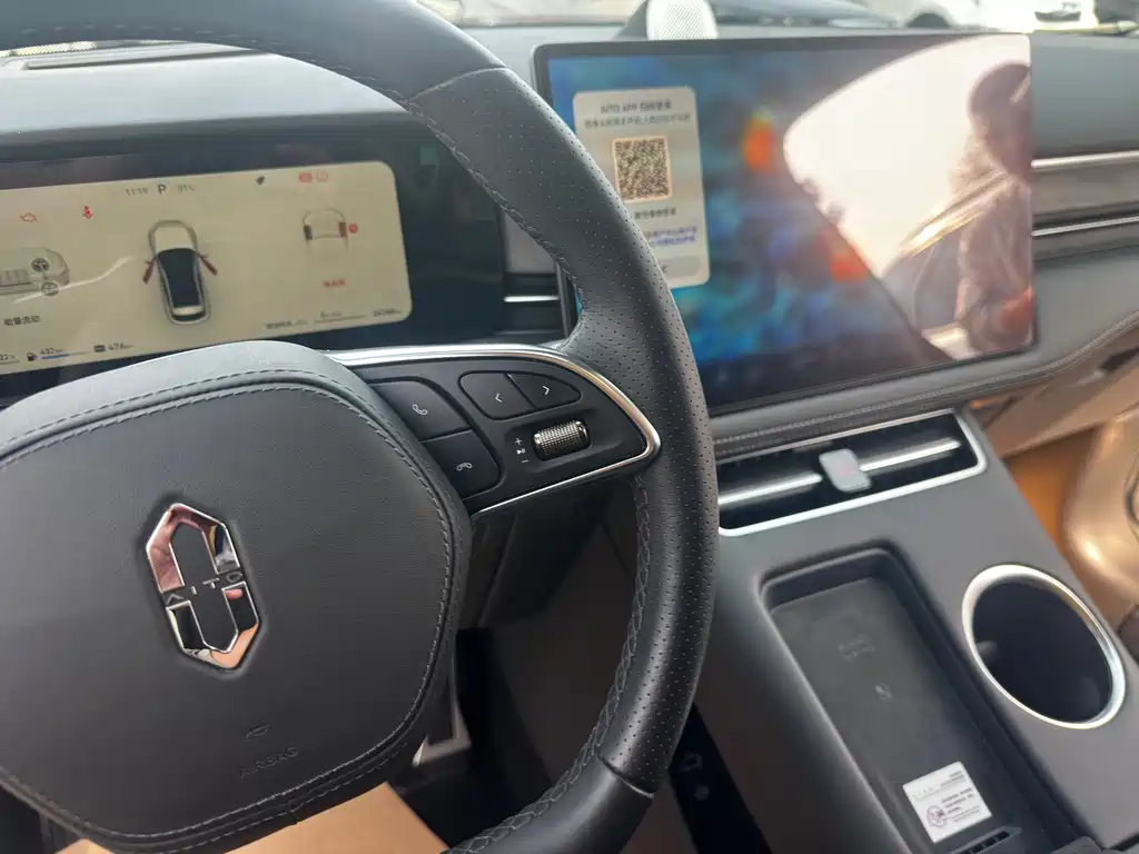 AITO AITO M5 — миниатюра 6