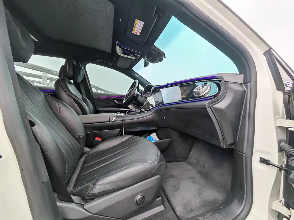Mercedes-Benz EQS SUV 2023 450+