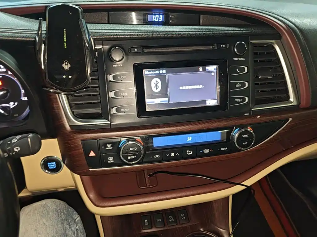 Toyota Highlander — миниатюра 13