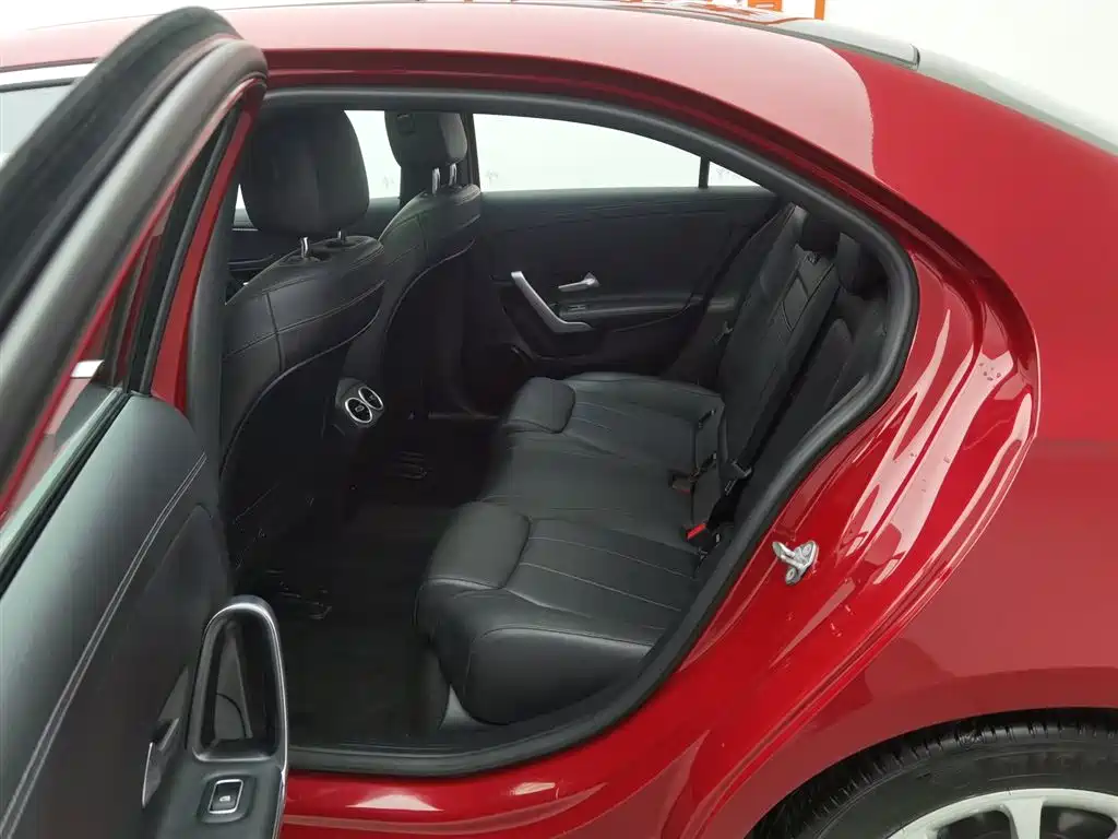 MERCEDES-BENZ A CLASS