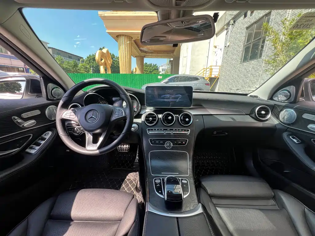 Mercedes-Benz C-Class — миниатюра 22