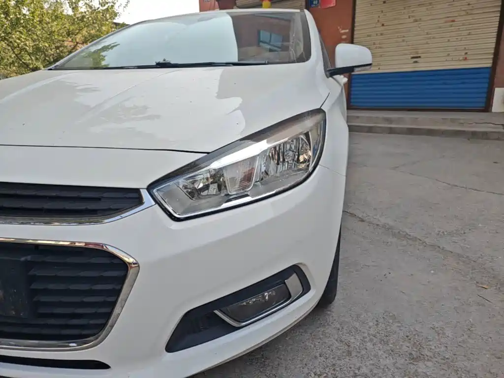 Chevrolet Cruze — миниатюра 24