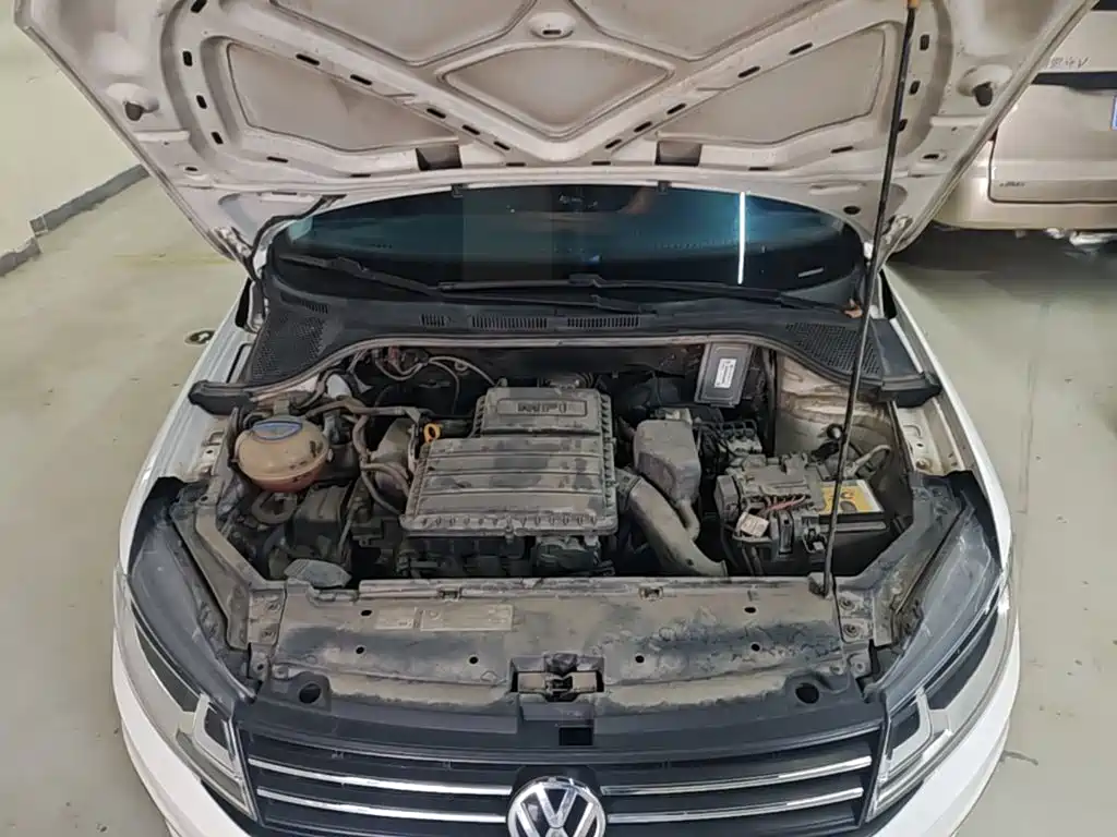 Volkswagen Santana — миниатюра 11