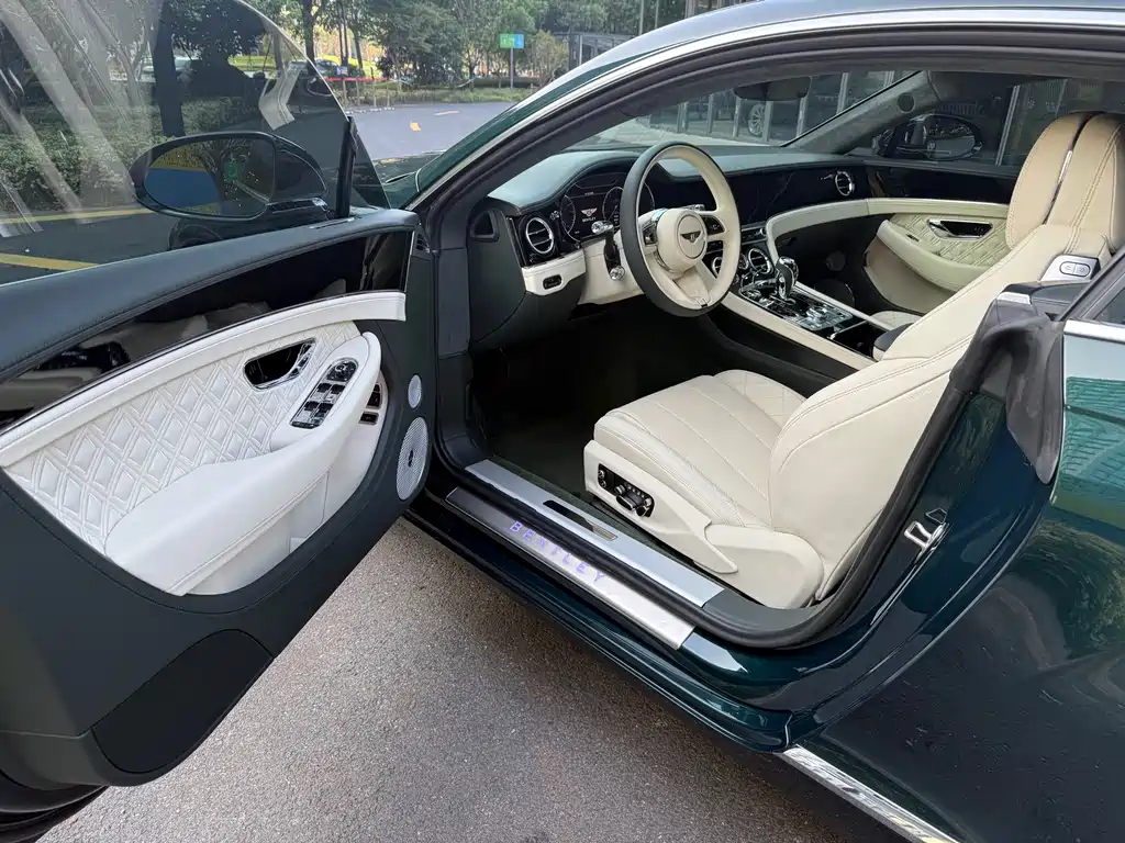 Bentley Continental — миниатюра 4