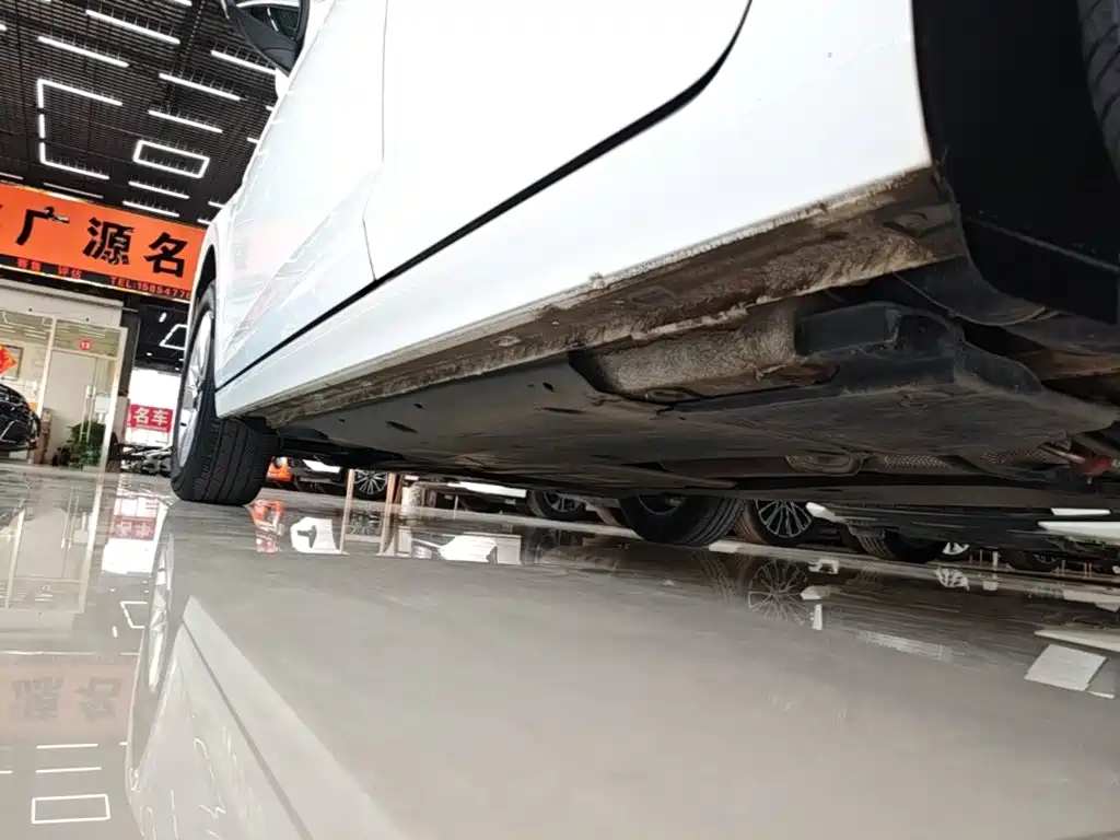 Volkswagen Polo — миниатюра 22