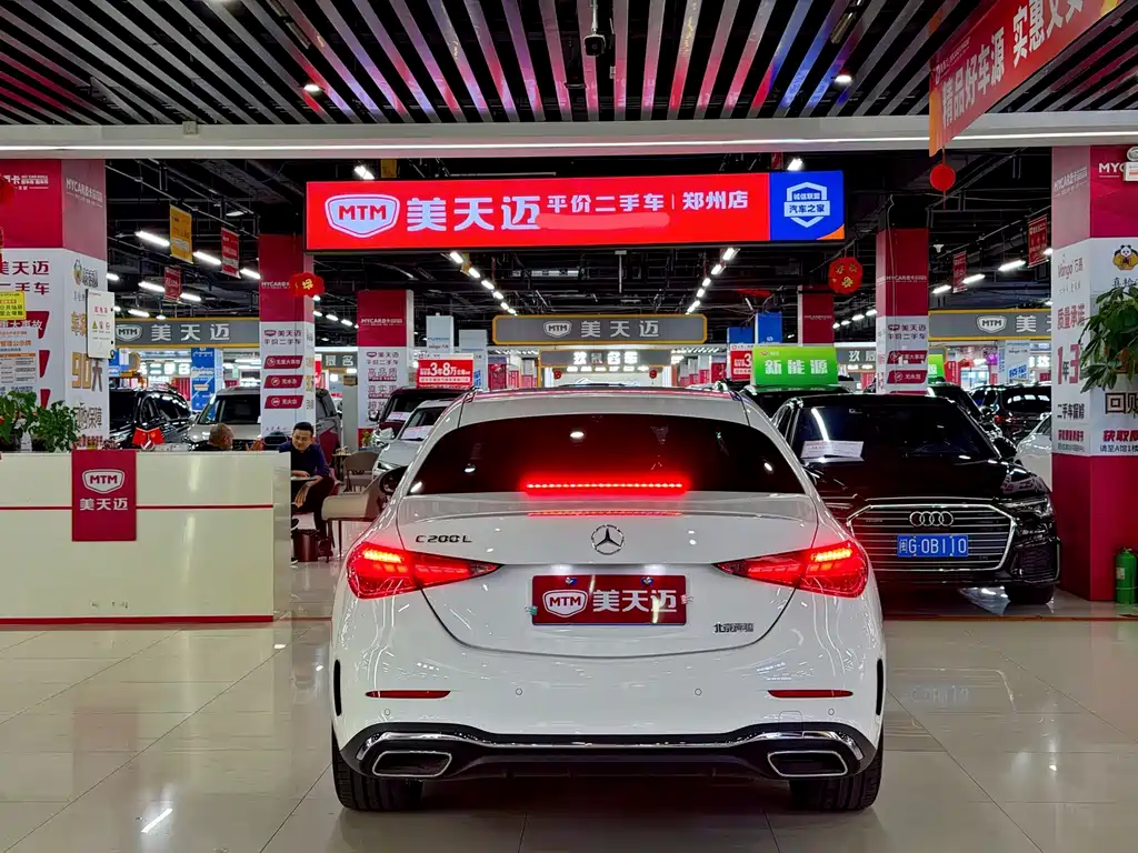 Mercedes-Benz C-Class — миниатюра 7