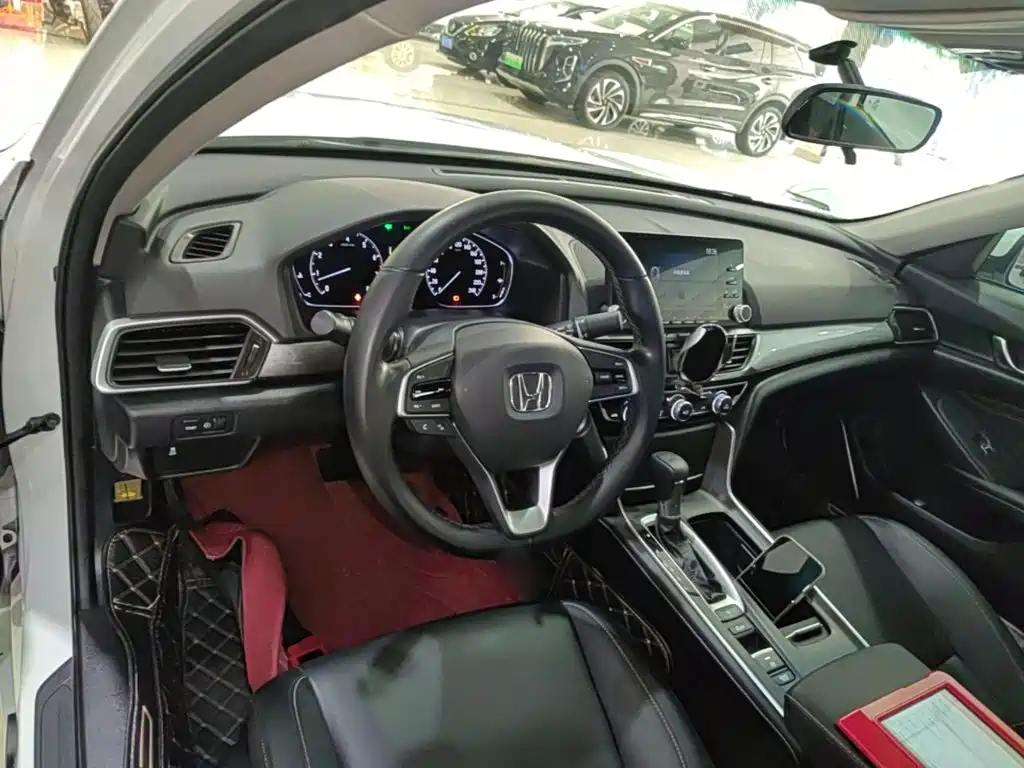 Honda Inspire — миниатюра 10