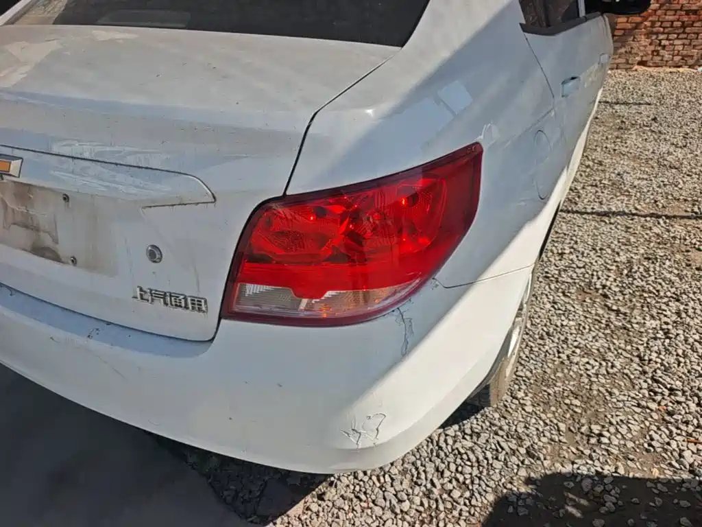 Chevrolet Sail — миниатюра 8