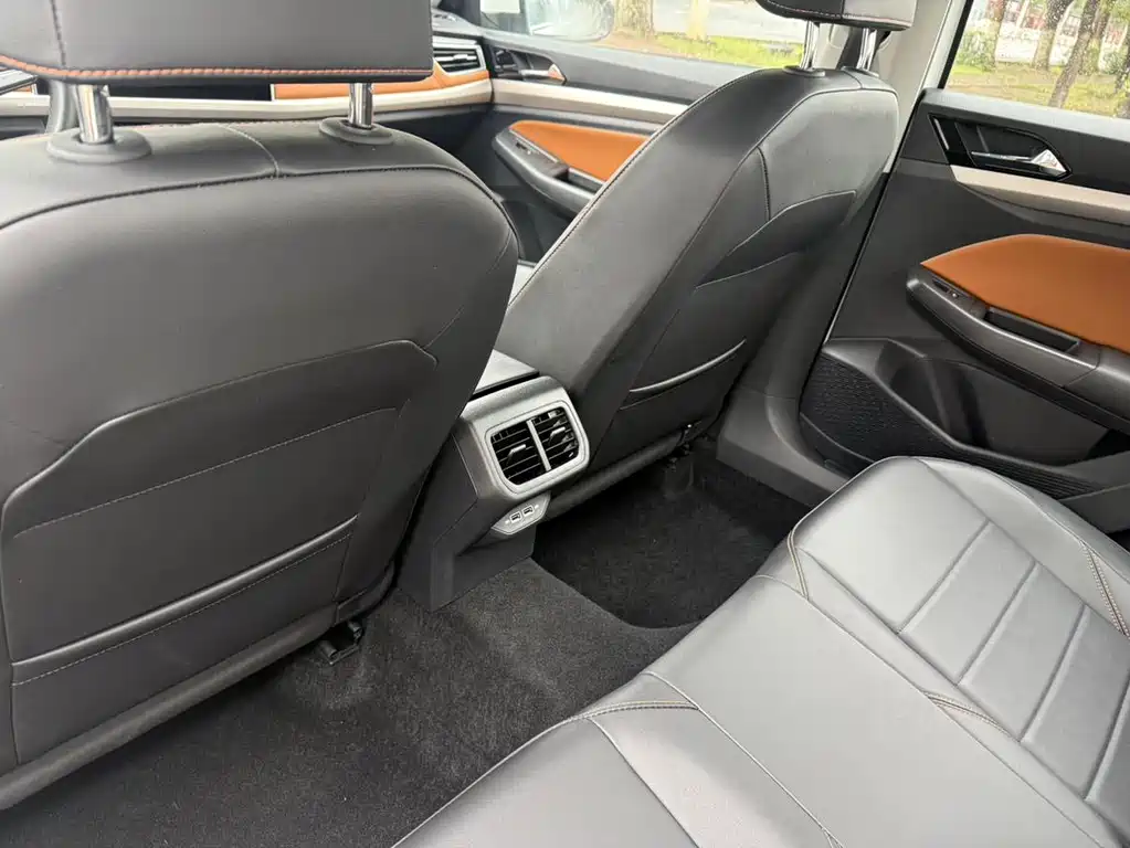 Volkswagen Bora — миниатюра 16