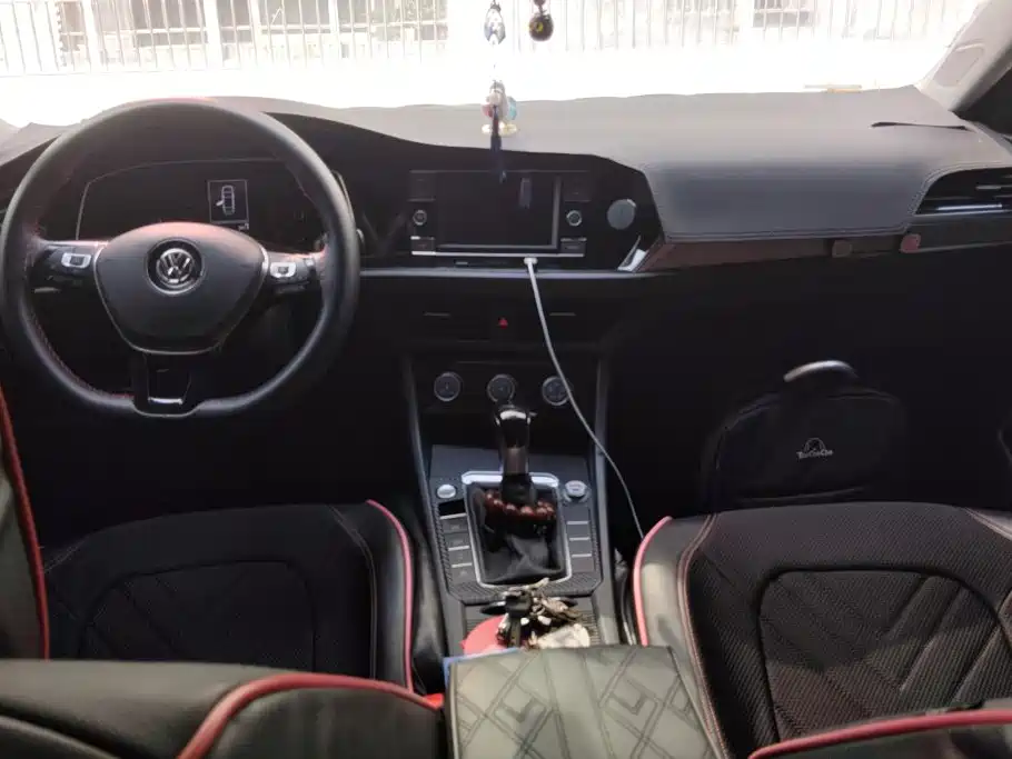 Volkswagen Sagitar — миниатюра 12