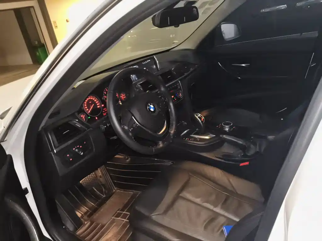 BMW 3 Series — миниатюра 14